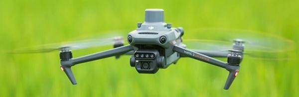 Dron DJI Mavic 3M pořízený z dotace Karlovarského kraje